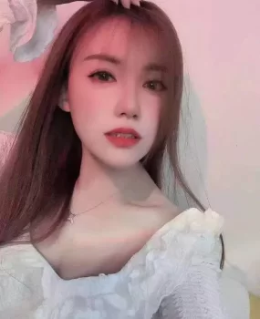 小巧可爱的艾米