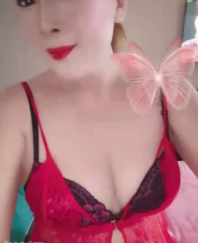 胸大的泻火熟女，放得开，随你怎么玩