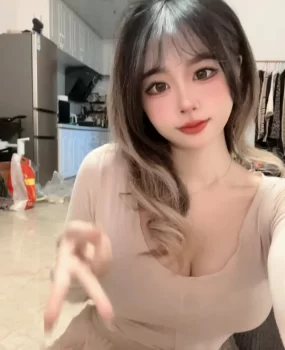 呼市漂亮小美女