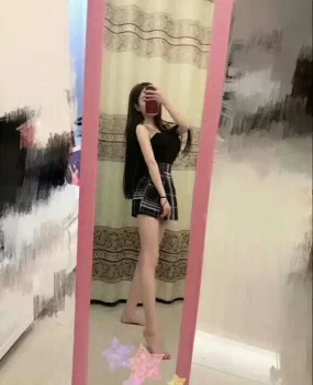 可上门19岁的可爱妹子，超级漂亮，有电话，微信