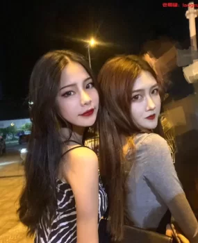 重庆爆操火辣刚下海大学生