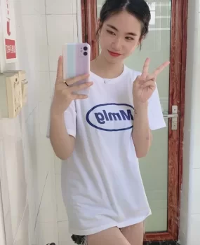 江岸区的兼职妹小丫丫